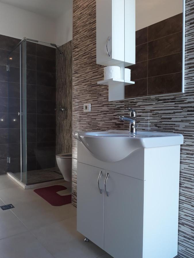 Guesthouse Bela تيرانا المظهر الخارجي الصورة